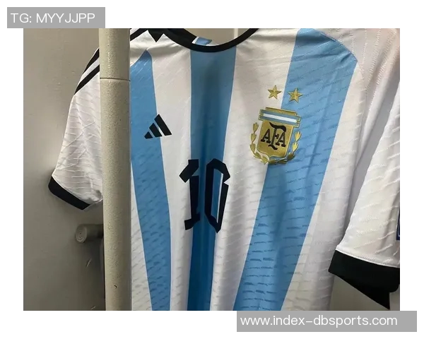 皮耶罗社媒意外曝光2026年阿根廷西班牙球衣引发热议迅速删除 皮耶罗社媒意外曝光2026年阿根廷西班牙球衣引发热议迅速删除