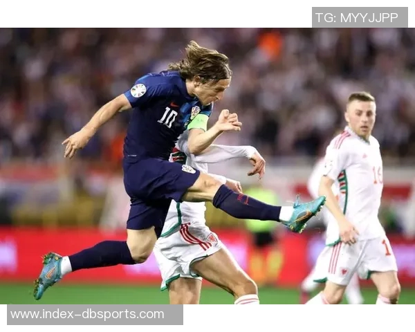 斯宾塞上半场传球全成功25次助力球队对阵威尔士取得完美表现 斯宾塞上半场传球全成功25次助力球队对阵威尔士取得完美表现