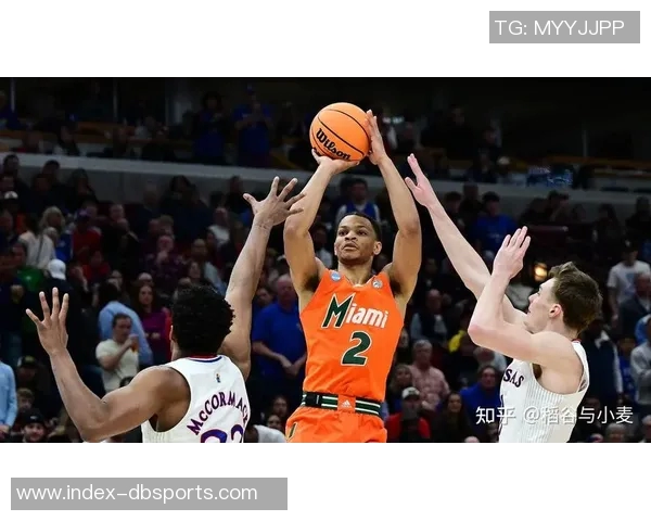 迈阿密后卫直言攻防转换失误每位球员需承担责任与教练无关 迈阿密后卫直言攻防转换失误每位球员需承担责任与教练无关