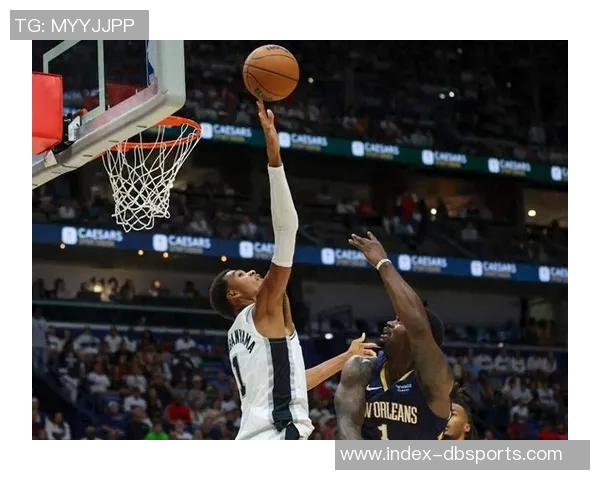 奥拉朱旺称赞文班独特投篮技巧难以防守旋转多样性令人惊叹 奥拉朱旺称赞文班独特投篮技巧难以防守旋转多样性令人惊叹