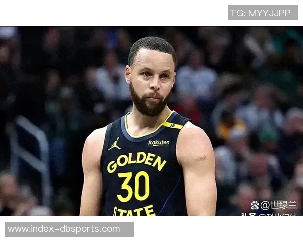 库里强调年轻球员的重要性呼吁全队以积极能量共同努力争胜 库里强调年轻球员的重要性呼吁全队以积极能量共同努力争胜