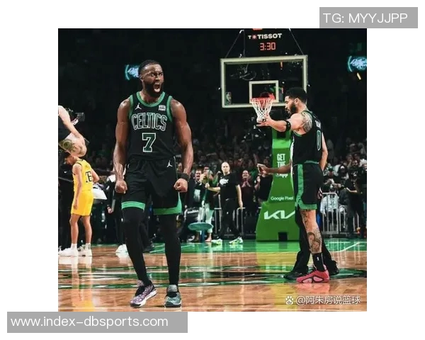 杰伦布朗强调篮板保护重要性并展望球队潜力提升空间 杰伦布朗强调篮板保护重要性并展望球队潜力提升空间