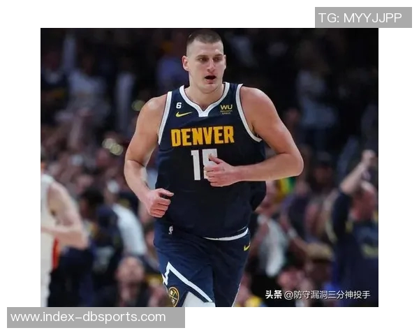 约基奇回应记者提问不满年纪话题显得低调幽默 约基奇回应记者提问不满年纪话题显得低调幽默