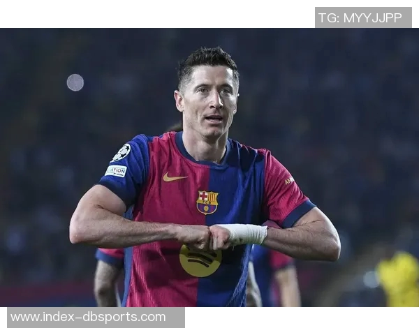 莱万静待巴萨未来决定将影响下赛季职业规划 莱万静待巴萨未来决定将影响下赛季职业规划